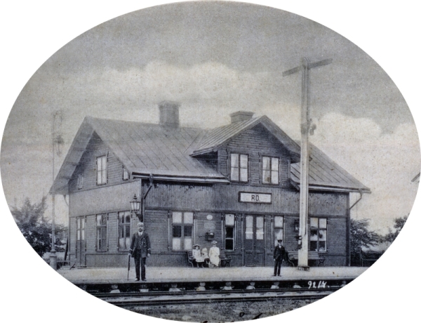 Det äldsta fotot 
        på Rö station
